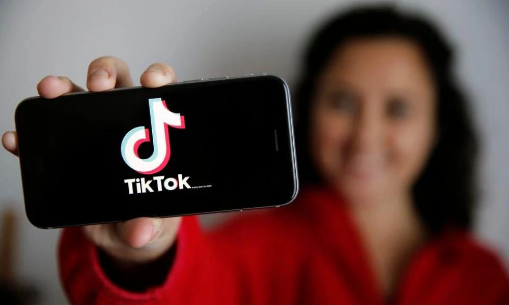 To TikTok προσελκύει μαζικά άτομα τρίτης ηλικίας